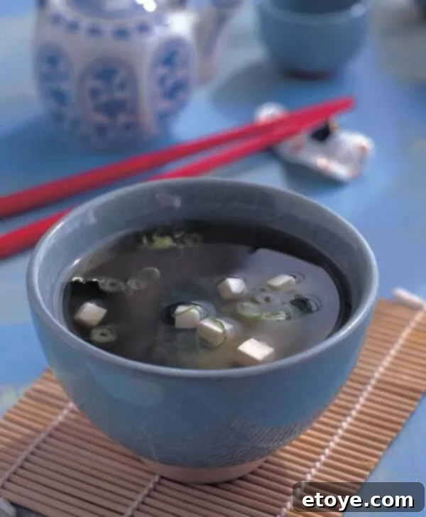 Easy & Authentic Miso Soup 1 featured 11580