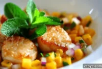 Golden Seared Scallops with Mango Melon Salsa