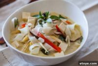 Hearty Thai Vegetable Curry Noodle Soup