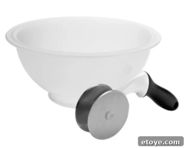 Win an OXO Salad Chopper and Bowl 1 featured 28694