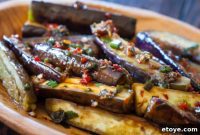 Chinese Eggplant in Spicy Garlic Sauce