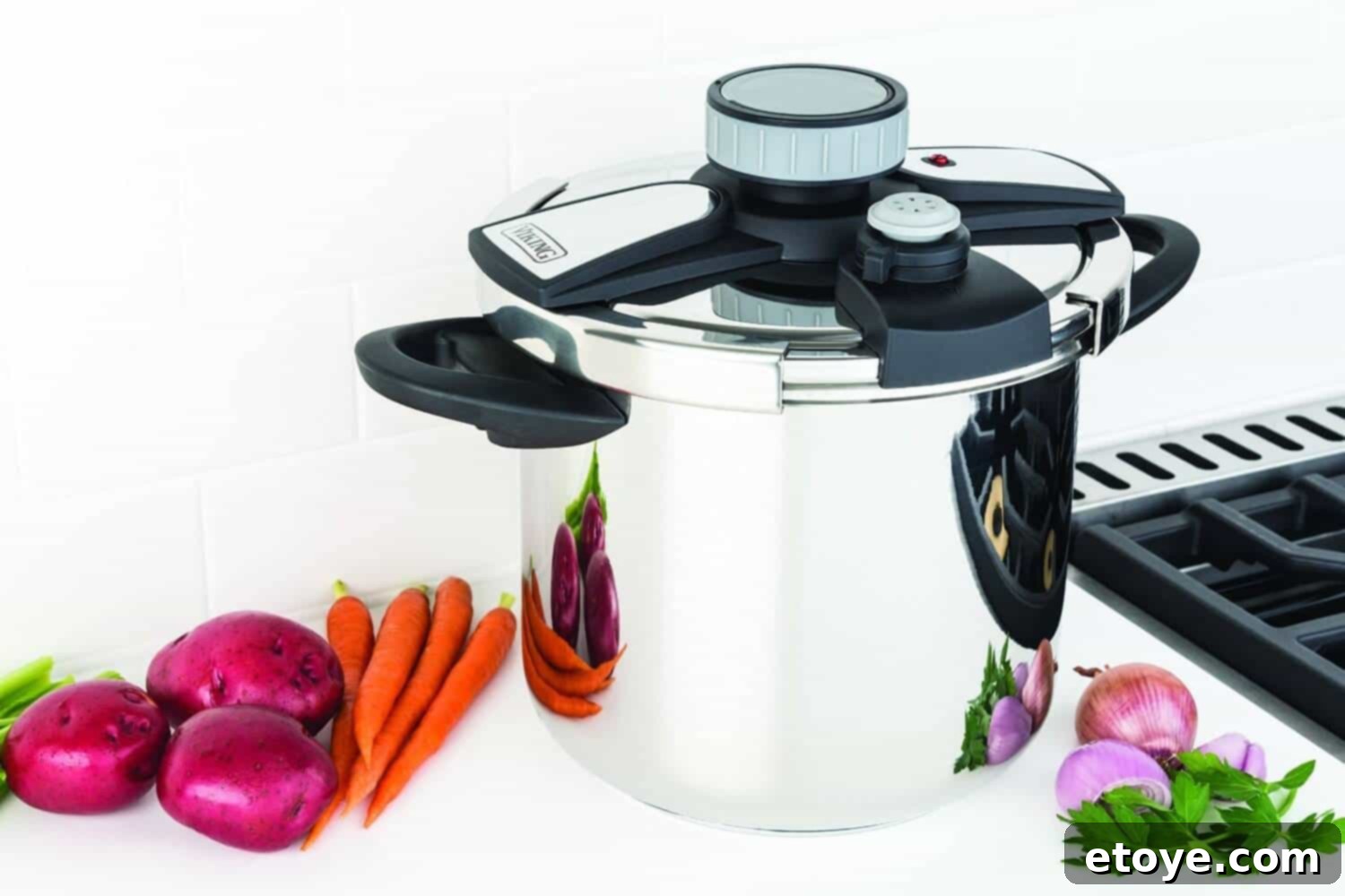 Viking Pressure Cooker Review & Win! 1 featured 42439