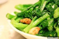 Vibrant Yu Choy Stir Fry