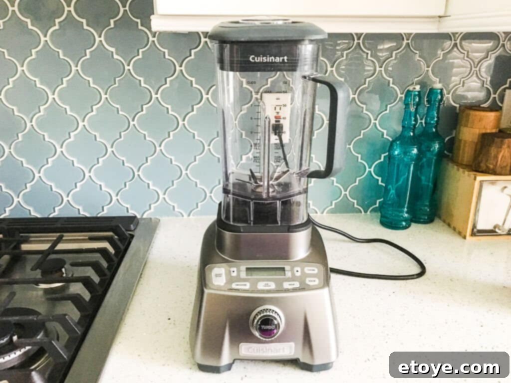 Cuisinart Hurricane Pro CBT 2000 Professional Blender 1 featured 45806