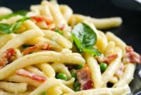 Creamy Bacon and Pea Pasta