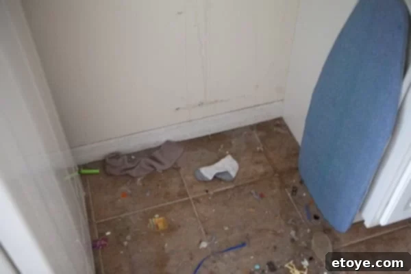 Win a Kenmore Kitchen and Laundry Set 5 Embarrassing mess behind old washing machine