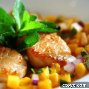 Golden Seared Scallops with Mango Melon Salsa 2 Seared Scallops with Mango-Melon Salsa Dish