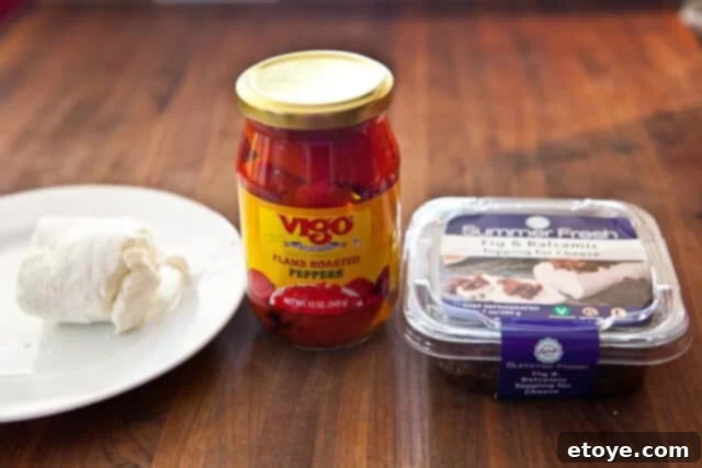 Flank Steak & Chèvre Toasts 12 Fresh goat cheese, roasted red bell peppers, and fig jam—essential toppings for the steak toast.