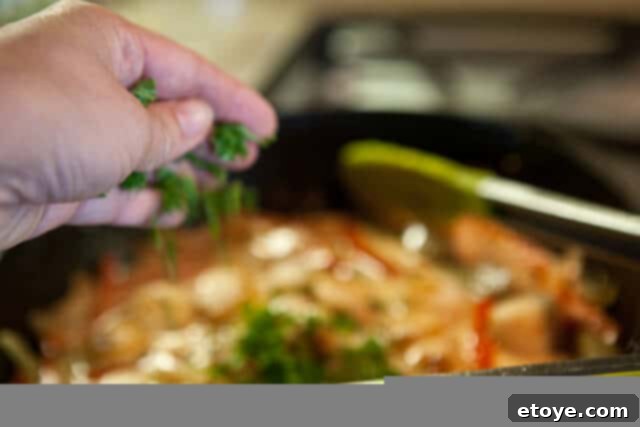 Parsley for the Creamy Scallops Parsley for the Creamy Scallops