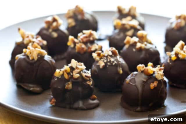 turtle-cheesecake-bites-balls-recipe-8430 Turtle Cheesecake Pops Bites Balls final photo