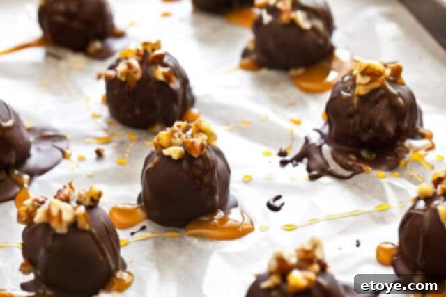 turtle-cheesecake-bites-balls-recipe-8407 Turtle Cheesecake Pops Bites Balls finished