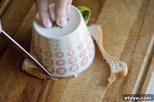 bacon egg and toast cups_2