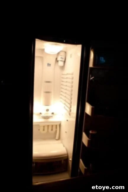 La Caja China Hog Heaven 6 Trying to fit a whole pig upright in a refrigerator