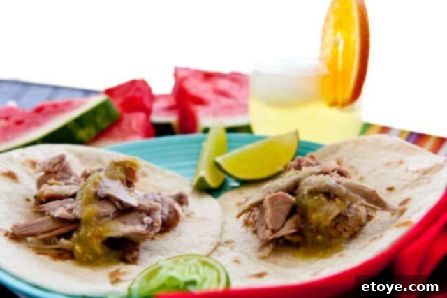 La Caja China Hog Heaven 32 Shredded pork meat ready for serving