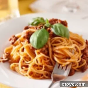 Photo of spaghetti sauce recipe with fresh basil