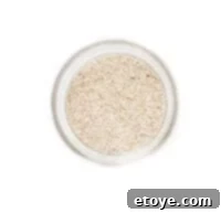 Close-up of uncooked quinoa grains