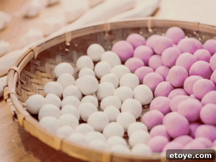 Tang Yuan sweet rice balls for family unity