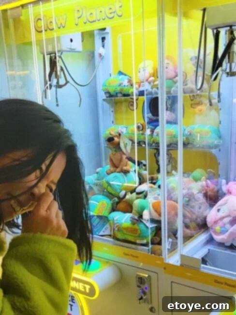 Jaden and the Scooby claw Machine