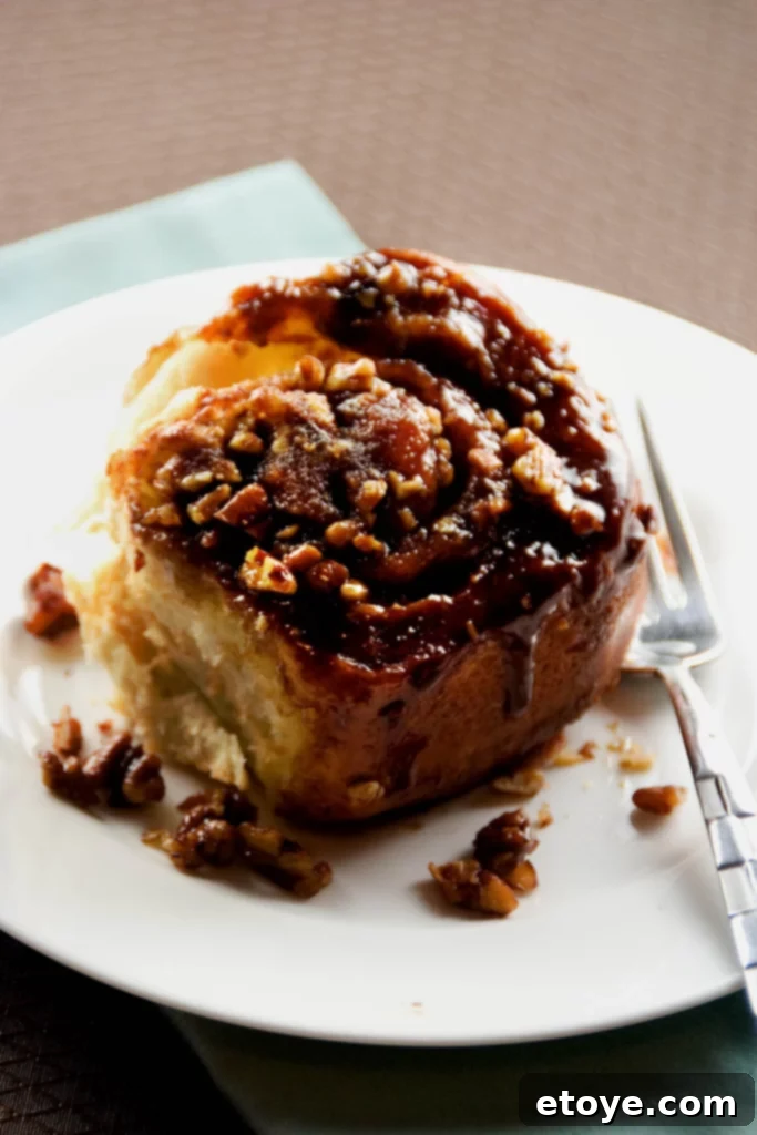 Sticky Pecan Caramel Cinnamon Rolls Irresistible Sticky Pecan Caramel Cinnamon Rolls: A No-Knead Baking Masterpiece