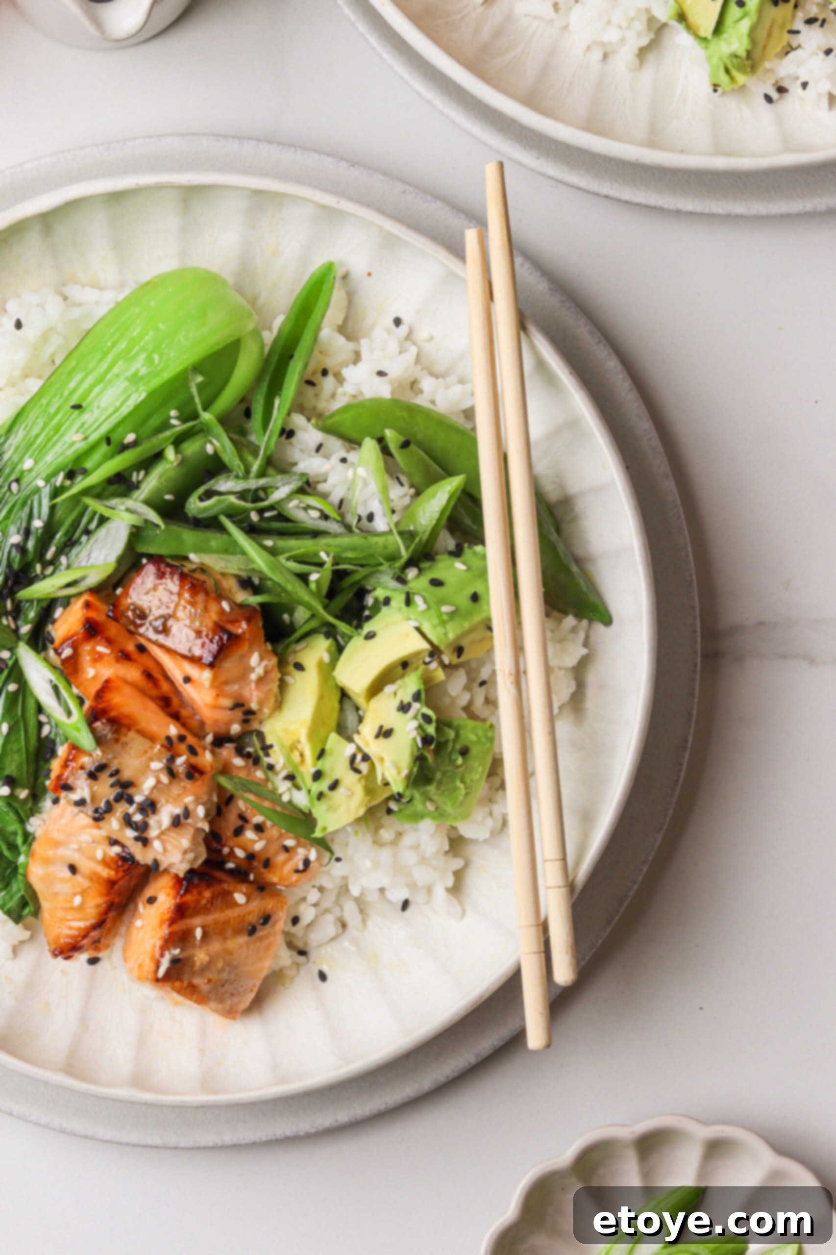 Spicy Honey Glazed Crispy Salmon Bowl 11 Fresh salmon fillets