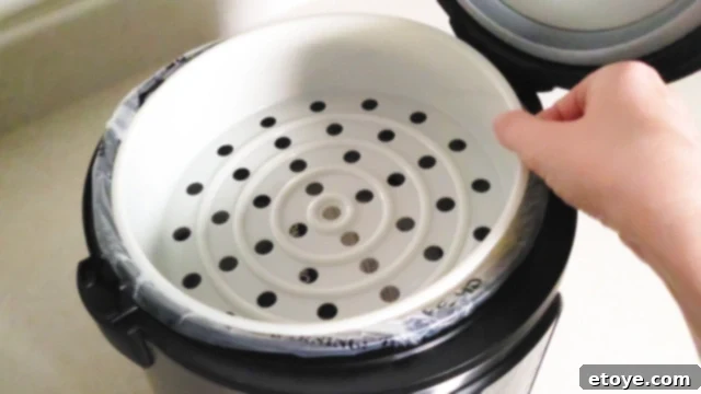 Aroma Rice and Grain Multicooker 2024 Deciding If It's For You 4 Aroma Steam Tray