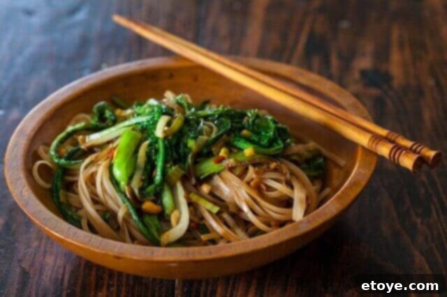 Satay Noodles and Greens Recipe Satay Noodles in bowl