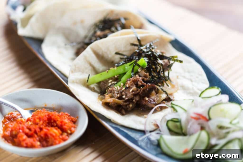 Unroll the Flavors: Asian Wraps & Rolls on Craftsy 6 Explore the Korean taco craze, learning to make savory marinated BBQ meat for a delicious fusion dish.