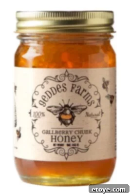 Authentic Gallberry Chunk Honey - Geddes Farms
