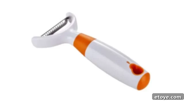 Crisp™ Julienne Peeler for vegetable noodles