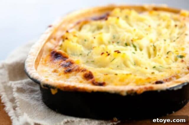 Win a Delicious Mariner's Pie from Hancock Gourmet Lobsters 2 Close-up of Hancock Lobster Mariner's Pie crust before serving