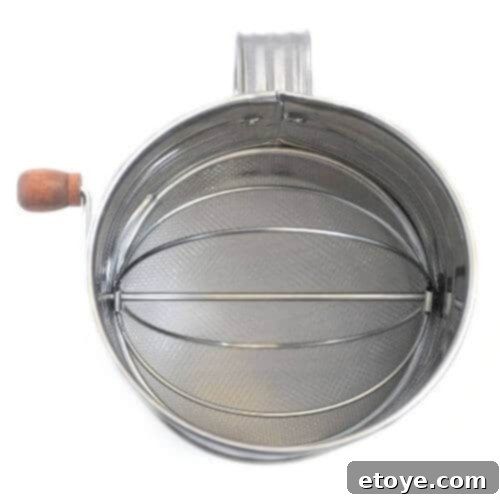 all-american-flour-sifter-left-handed-option