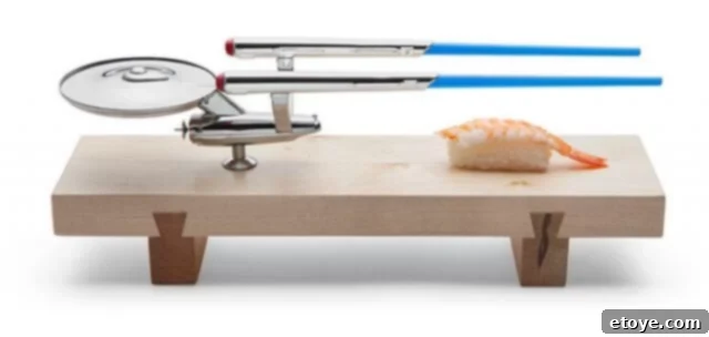 Must-Have Gifts for Kitchen Obsessives 5 f375_uss_enterprise_sushi_set