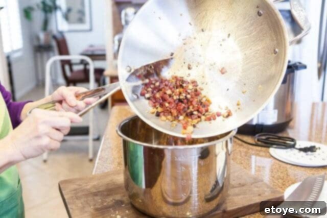chinese sausage brown rice pressure cooker recipe-5931