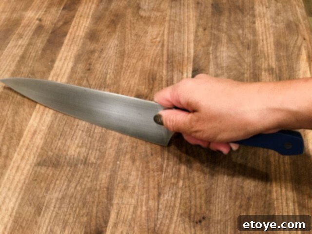 Misen Knife Review and Giveaway 6 Misen Knife Bolster Detail