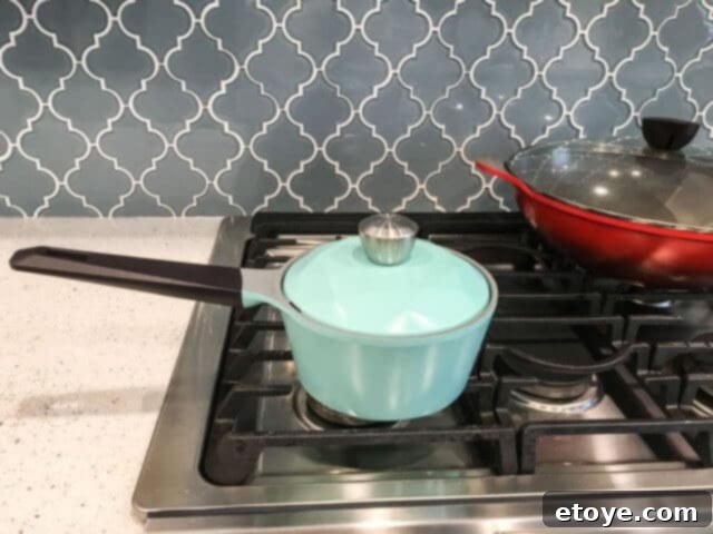Neoflam Carat Frying Pan Neoflam Carat Frying Pan on stove