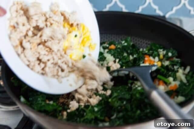Cauliflower Fried Rice with Kale and Chicken 13 img 44655 14