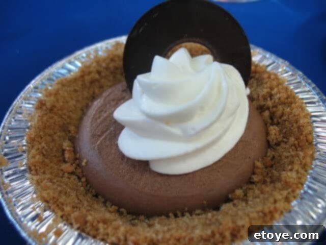 pie-1 Slice of chocolate cream pie