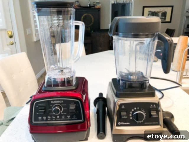 Cusibox 68oz Professional Blender Review & Giveaway 4 Cusibox Blender side-by-side comparison with a Vitamix blender