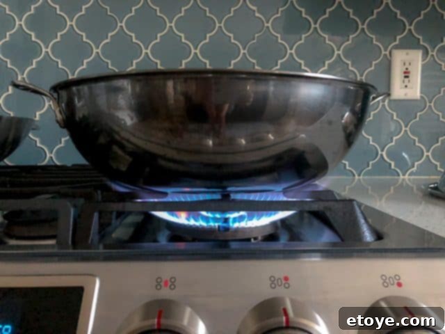 Hestan NanoBond Wok Flat Base: Stability and Enhanced Heat Transfer Hestan NanoBond Wok Flat Base: Stability and Enhanced Heat Transfer