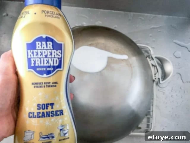 Scanpan CS+ Wok Review: Using Bar Keepers Friend for thorough cleaning