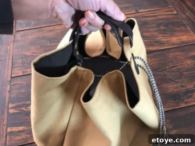 Thread and Whisk Bloom Culinary Totes Review and Giveaway 3 Inside view of Thread & Whisk Bloom Culinary Tote showcasing spaciousness