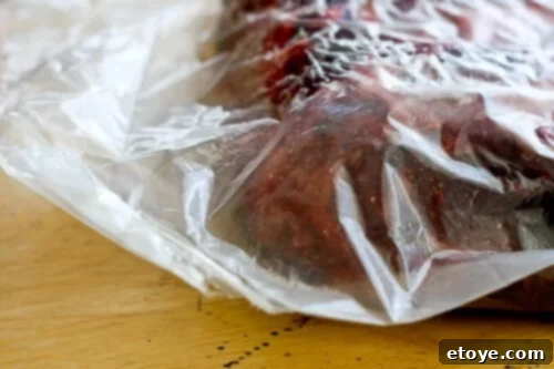 Dry aging beef with visible trapped air inside the UMAi Dry bag